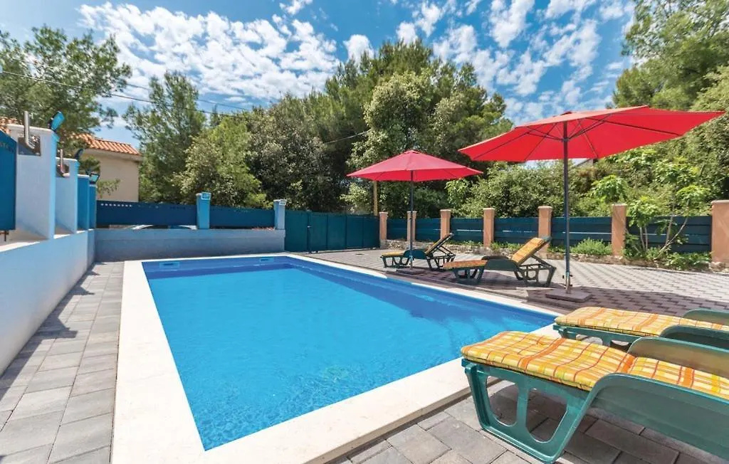 Villa Diana Pakostane Croatia