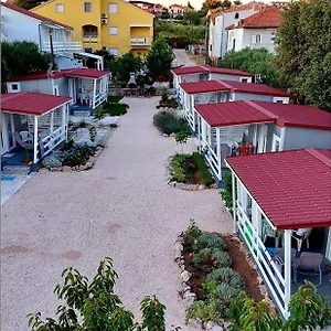 Fjaka Camp Pakoštane